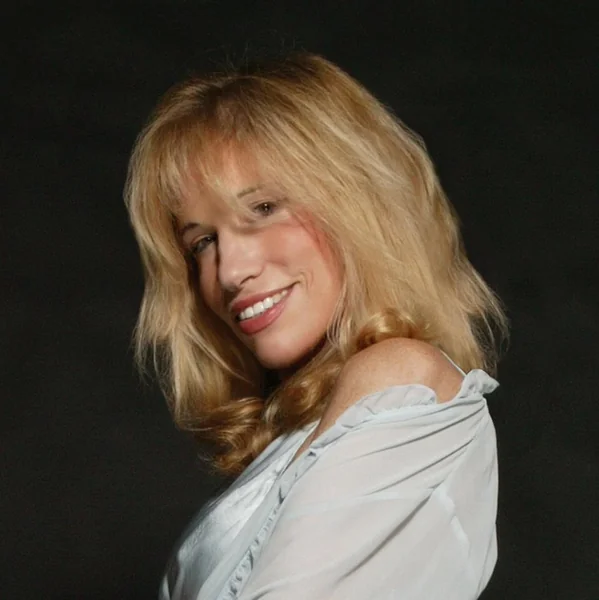 Carly Simon